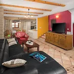 Dom wakacyjny Awesome In
