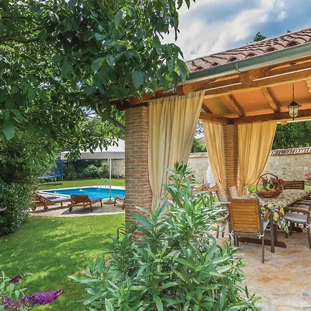 Pet Friendly In With Jacuzzi * Basici