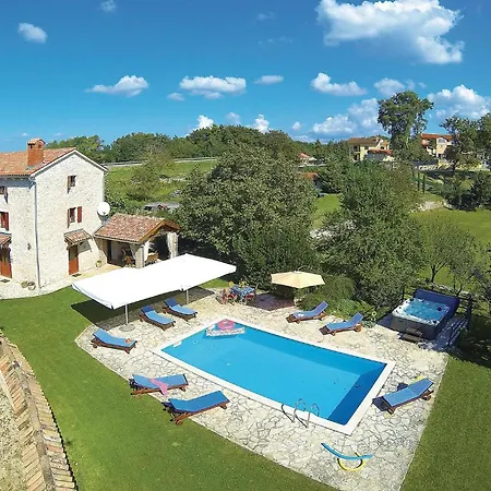 Ferienhaus Awesome In