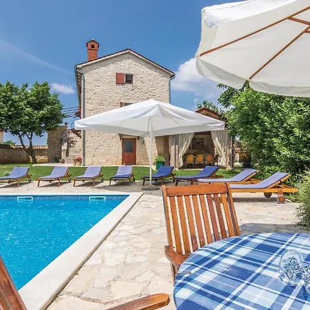 Feriehus Awesome In *