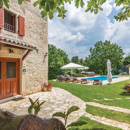 Awesome In Holiday home