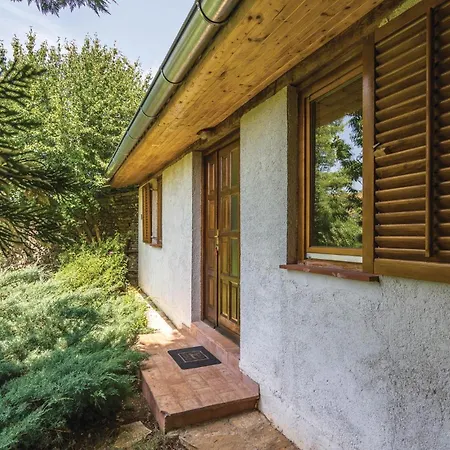 Holiday home Awesome In Basici