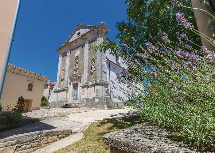 Awesome In Semesterbostad *