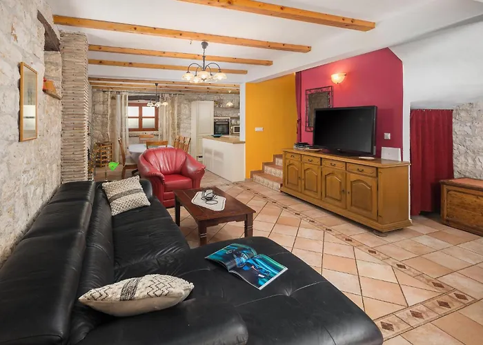 Holiday home Awesome In