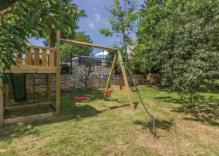 Awesome In Holiday home Basici